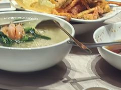 -泓历皇朝酒店(东亭店)