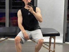 -乐刻运动健身精品馆(览秀城店)