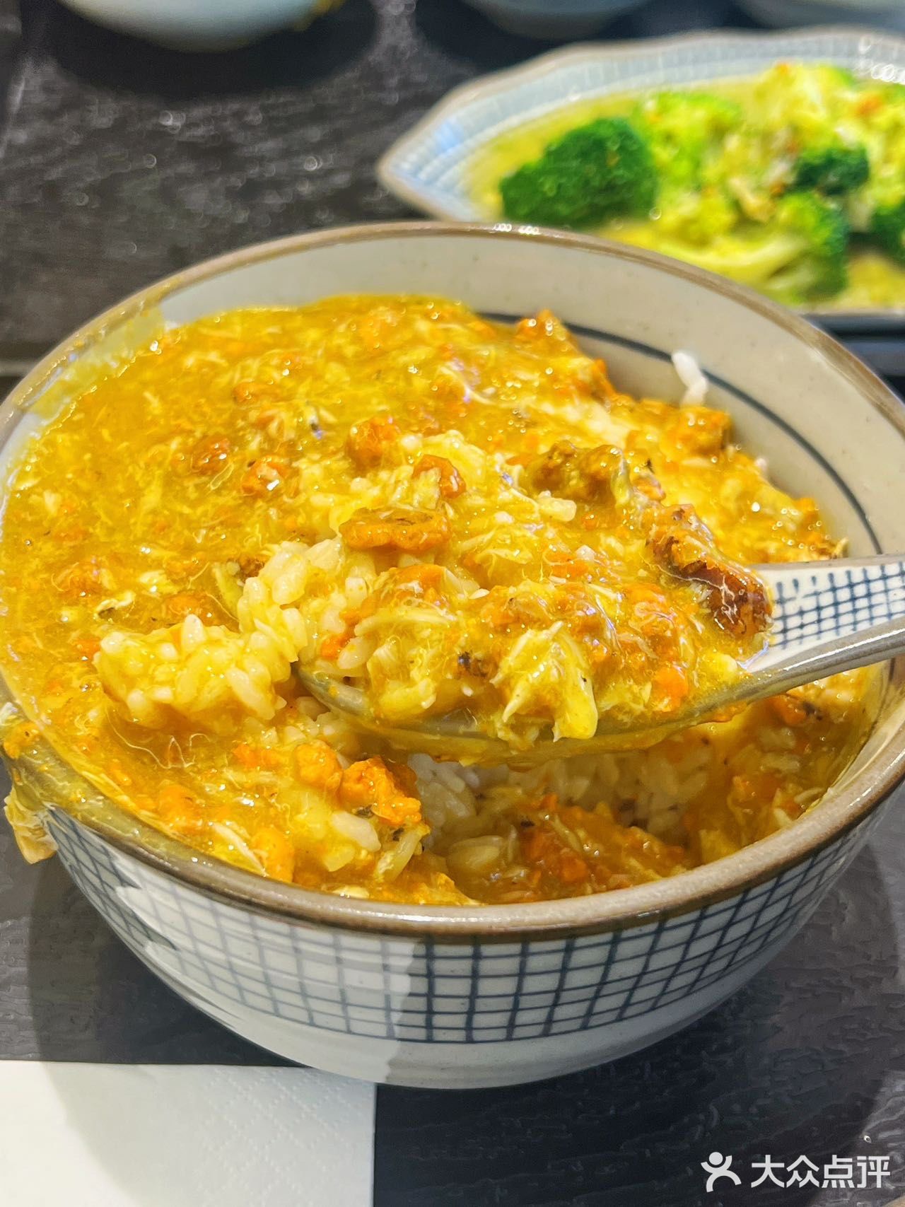 十二只螃蟹只为做一碗蟹黄捞饭