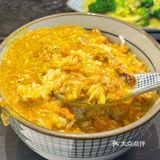 十二只螃蟹只为做一碗蟹黄捞饭
