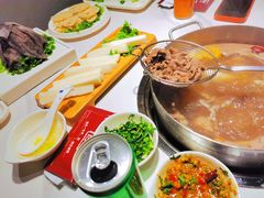-和兴记潮汕牛肉火锅(太原街万达店)