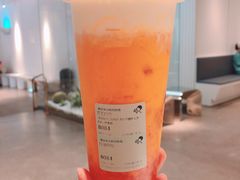 芝芝芒芒脆啵啵红柚果粒-喜茶(北京三里屯太古里店)