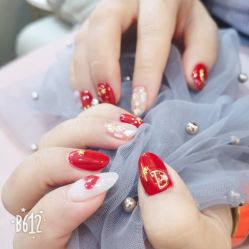 -进巍美甲
