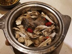 菌汤锅-一叶一世界•素食餐厅(新光天地店)