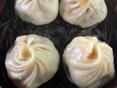 蟹粉小笼-绿杨馄饨临顿路店