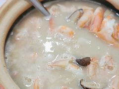 -粤盛海鲜平价店(洛溪食街店)
