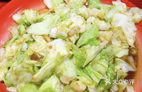 Fried Cabbage with Pork Lard Crumbs
