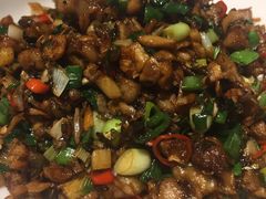 -有红鸡毛店·川菜(建设路店)