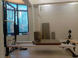 -无界瑜伽普拉提