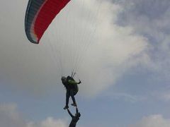 iphone_upload_pic-伏龙山滑翔伞基地