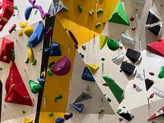 -问山MountQuest攀岩馆