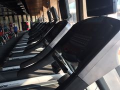 -健龙森俱乐部·游泳·健身·羽毛球综合体育馆