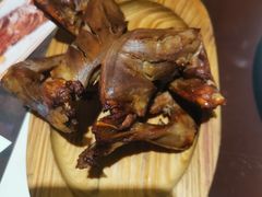 -三个大叔烤羊肉串·歌手驻唱·碳烤鲜肉(西三旗店)