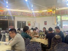 -红旗山庄(圭峰山店)