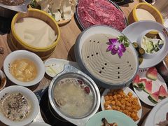 -龙聚德北京烤鸭(沙坪坝华宇A馆店)