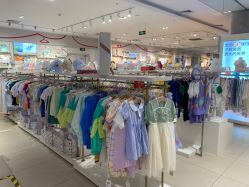 -孩子王(塘沽滨海万达店)