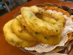 葱油面圈-琥珀老六龙虾(四里河店)