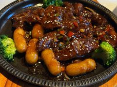 -八府香鸭·啫啫煲(华山路店)