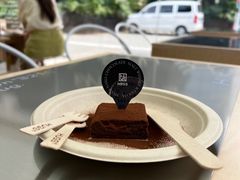 -HUGS coffee(东区店)