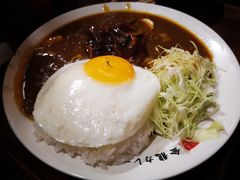 口蘑汉堡咖喱-金龙咖喱