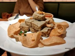油炸臭豆腐-弄堂里·寻味杭州(湖滨银泰in77C区店)