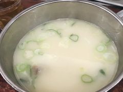牛肉雪浓汤-神仙雪浓汤(明洞店)