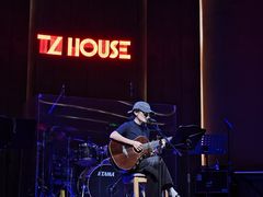 -TZ House音乐现场(来福士中心店)