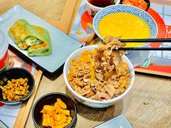 招牌小牛饭-吉野家(大连黑石礁富丽庭店)