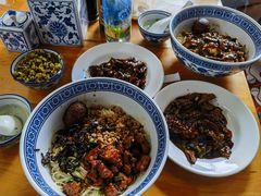 -沪西老弄堂面馆(定西路店)