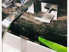 -乌鲁木齐环球国际大酒店