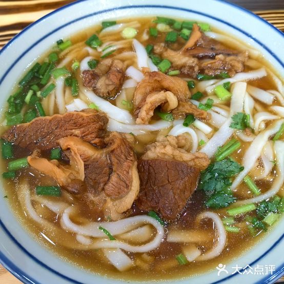笑口蔡祝行·牛腩粉(迎宾四店)