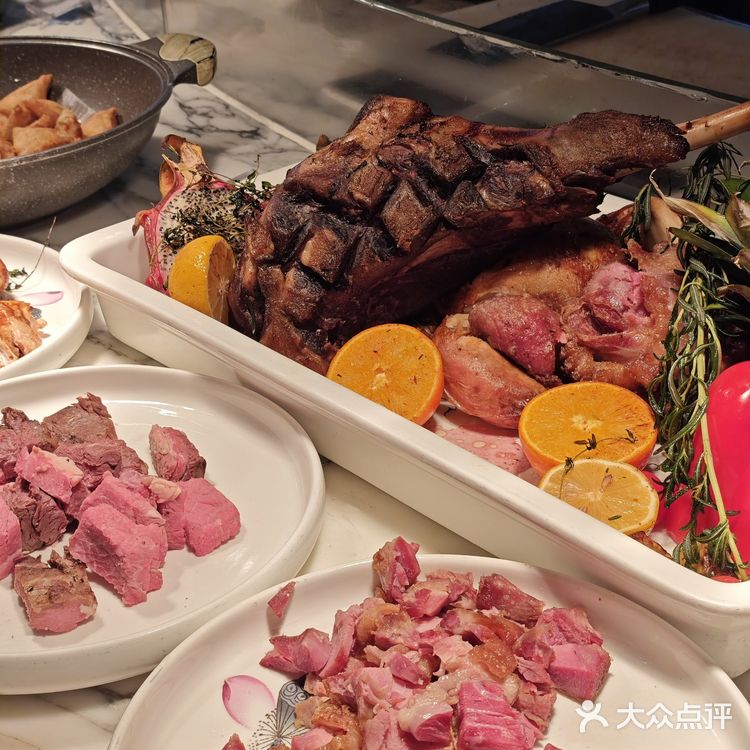 打卡紫峰大厦四十五楼的自助