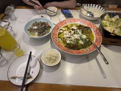 -春天里餐厅(西田城店)