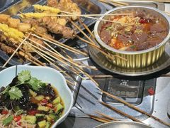-马路牙子烧烤音乐酒馆(望京店)