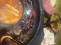 -黄潇洒老火锅(九眼桥宏济巷店)