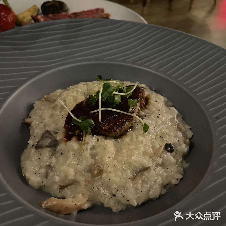 香浓的鹅肝饭+鲜甜的生蚝🦪