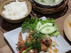 -Cau Go Vietnamese Cuisine