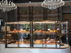 面包甜点陈列柜-奈雪的茶(大梅沙8号仓店)