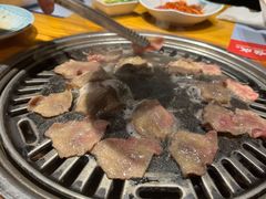 -唯成•韩国炭火烤肉 유성고기