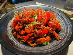 -肥肥虾庄·金牌油焖大虾(沙湖店)
