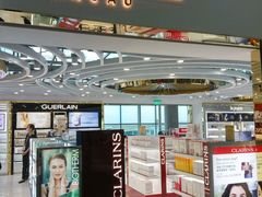 -中免(澳门机场免税店)