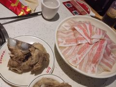 -三人行骨头王火锅(长寿店)