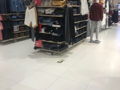 -优衣库(上海金桥太茂店)