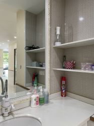 -苗医生专业祛痘·皮肤管理