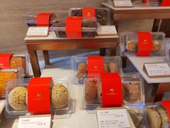 -白天鹅宾馆·美食屋