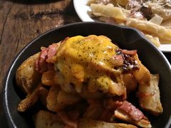 -HIGH FIVE哈福手工汉堡(桂林路店)