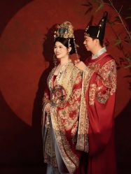 -挪娅婚纱摄影皇家会所