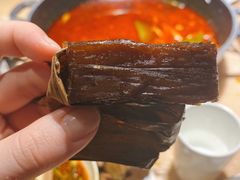 宜宾小黄粑-李子坝梁山鸡(北碚万达五鸡哥店)