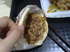 肉夹馍-魏家凉皮(曼哈顿店)