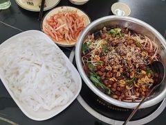 -周良天山牛杂城(天山路总店)